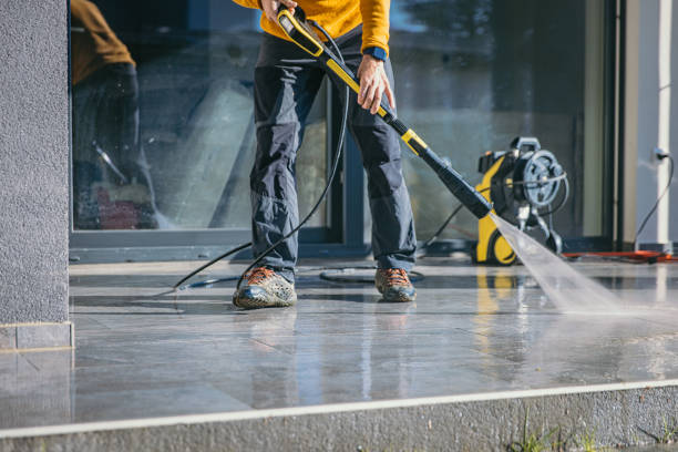 Best Roof Washing  in Girard, KS